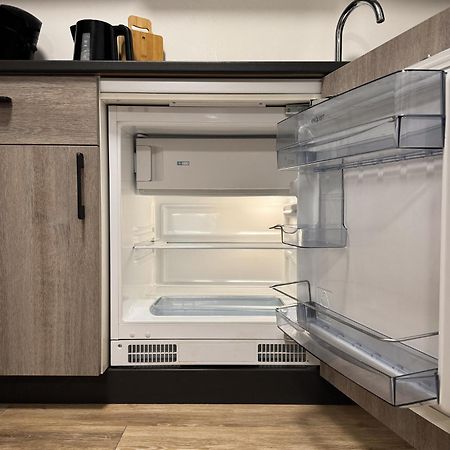 Stilvolles Apartment Mit Parkplatz, Barrierefrei 赖恩海姆 外观 照片